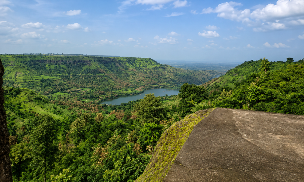 Experience the Countryside That Defines the Malwa Plateau